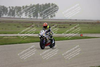 media/Nov-29-2025-TrackDaz (Sat) [[10ae2d9bce]]/Around the Pits/